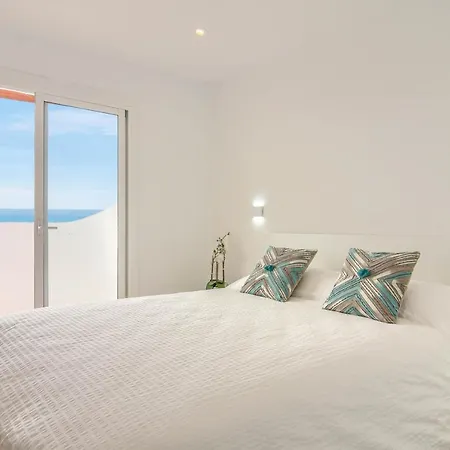 La Perla Great Seaview - 10e Floor Fabiola 1