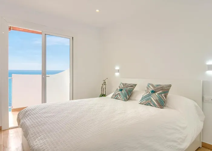 La Perla Great Seaview - 10e Floor Fabiola 1